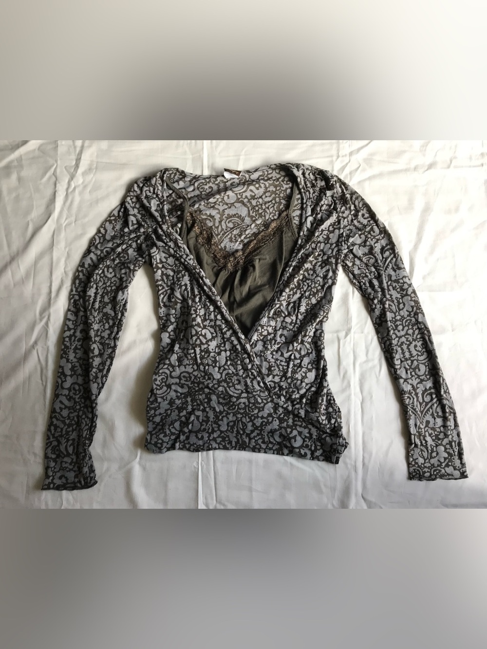 Long sleeve with lace cami
